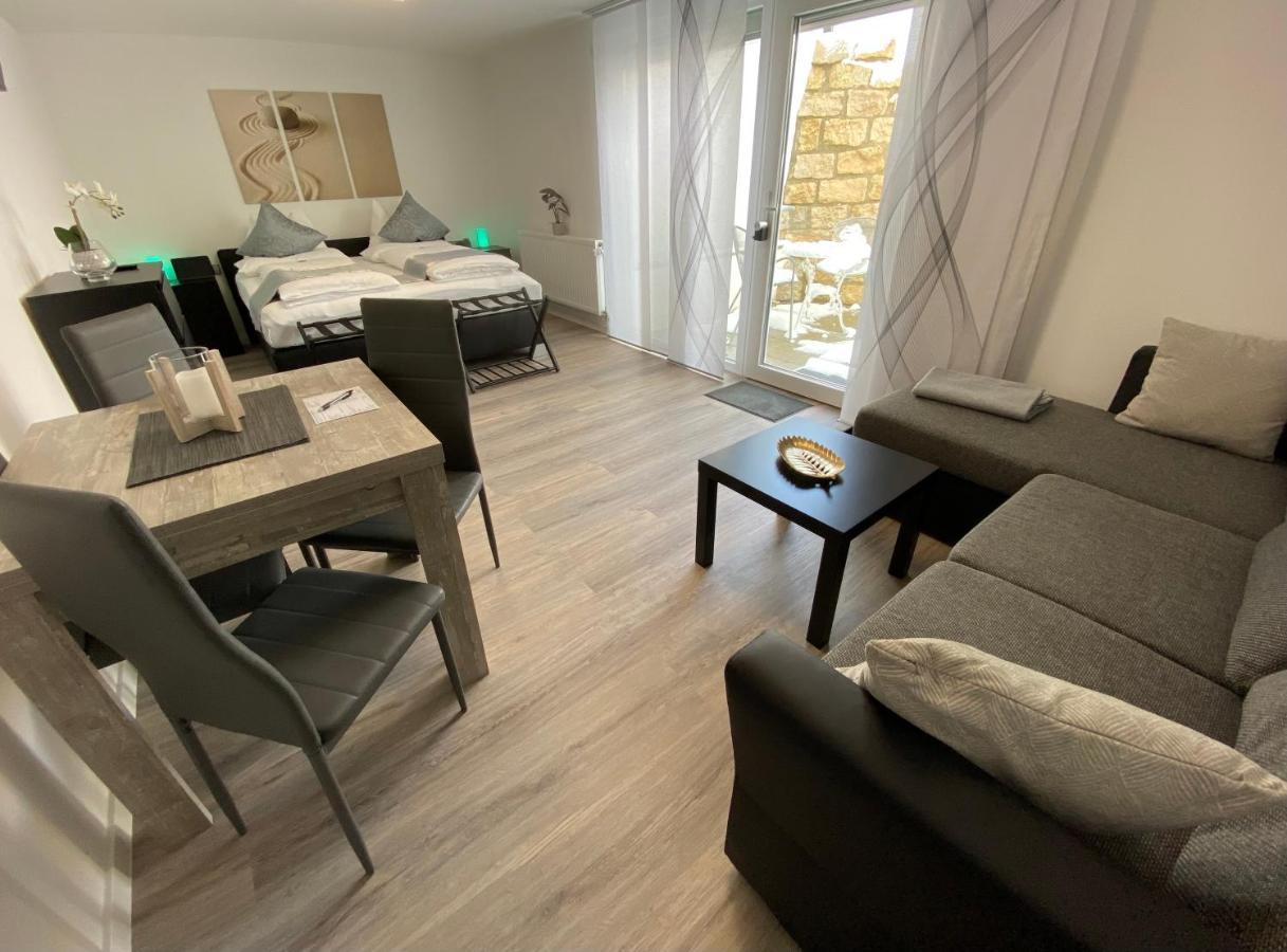 1,5 Zimmer Apartment In S-Bahn Naehe, 35 Qm, Max 4 Pers, Zentral, Private Terasse, Internet 250 Mbit Gärtringen Extérieur photo