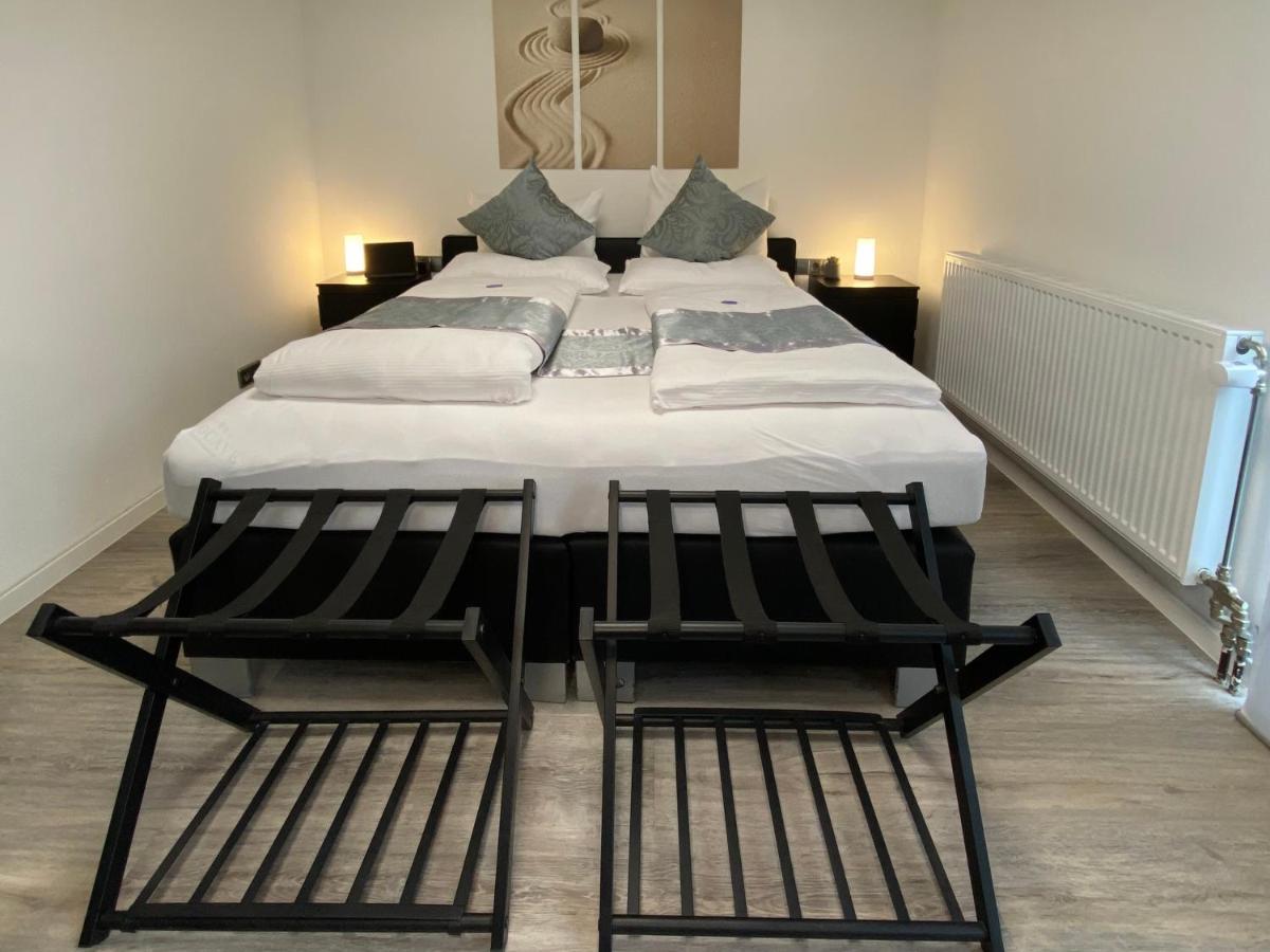 1,5 Zimmer Apartment In S-Bahn Naehe, 35 Qm, Max 4 Pers, Zentral, Private Terasse, Internet 250 Mbit Gärtringen Extérieur photo